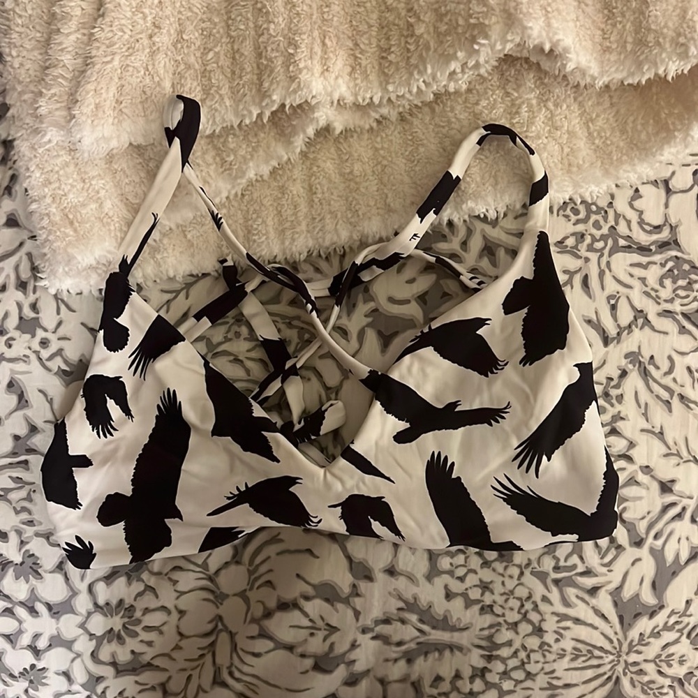 black and white bird bikini top from boys and arrows!